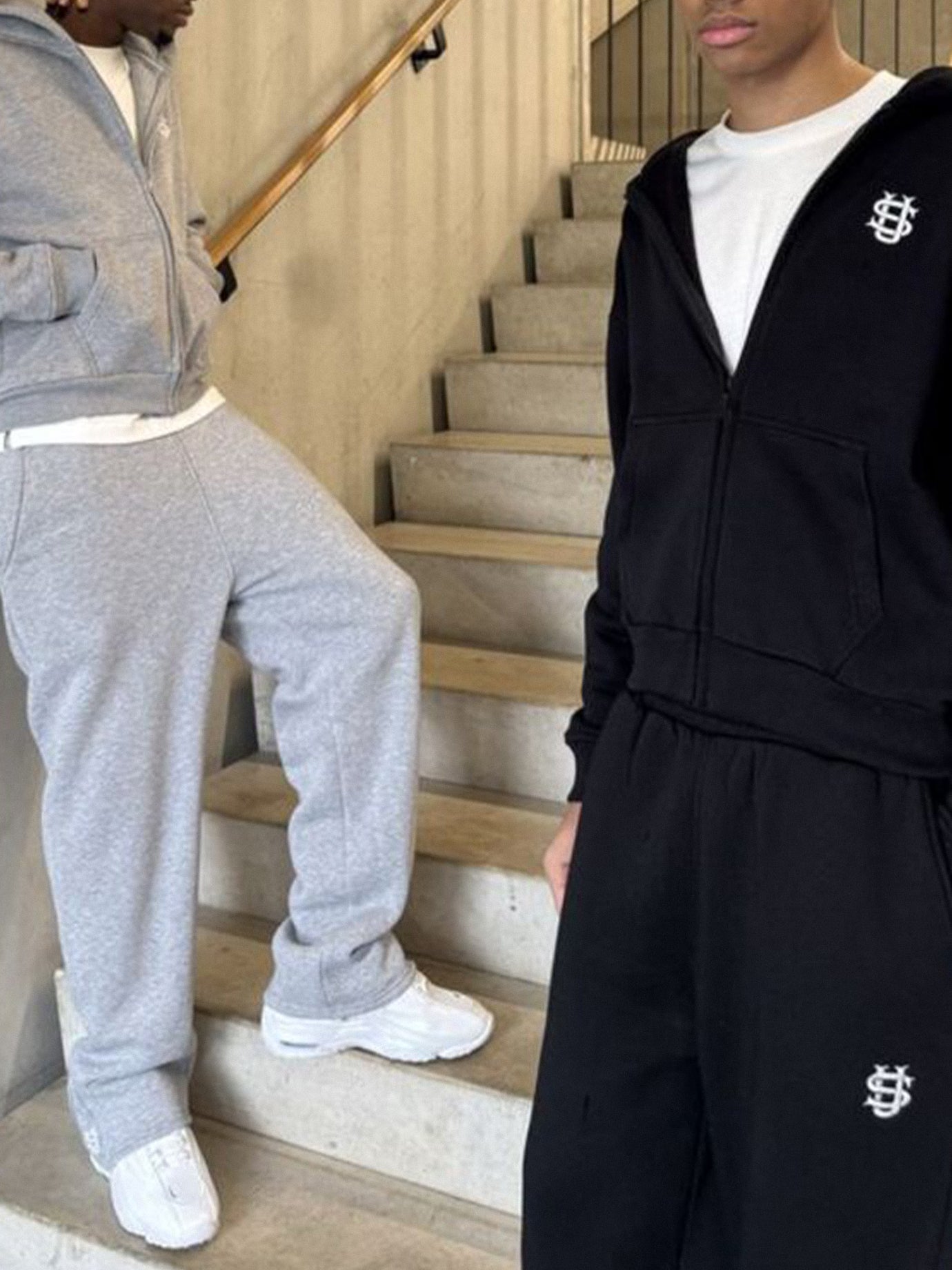 SWEATPANTS - SELLOUT